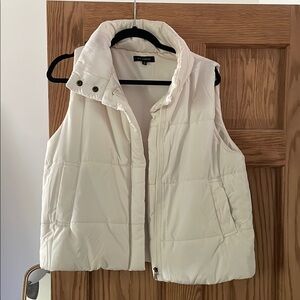 Blu Pepper White Oversized Quilted Vest with High Collar